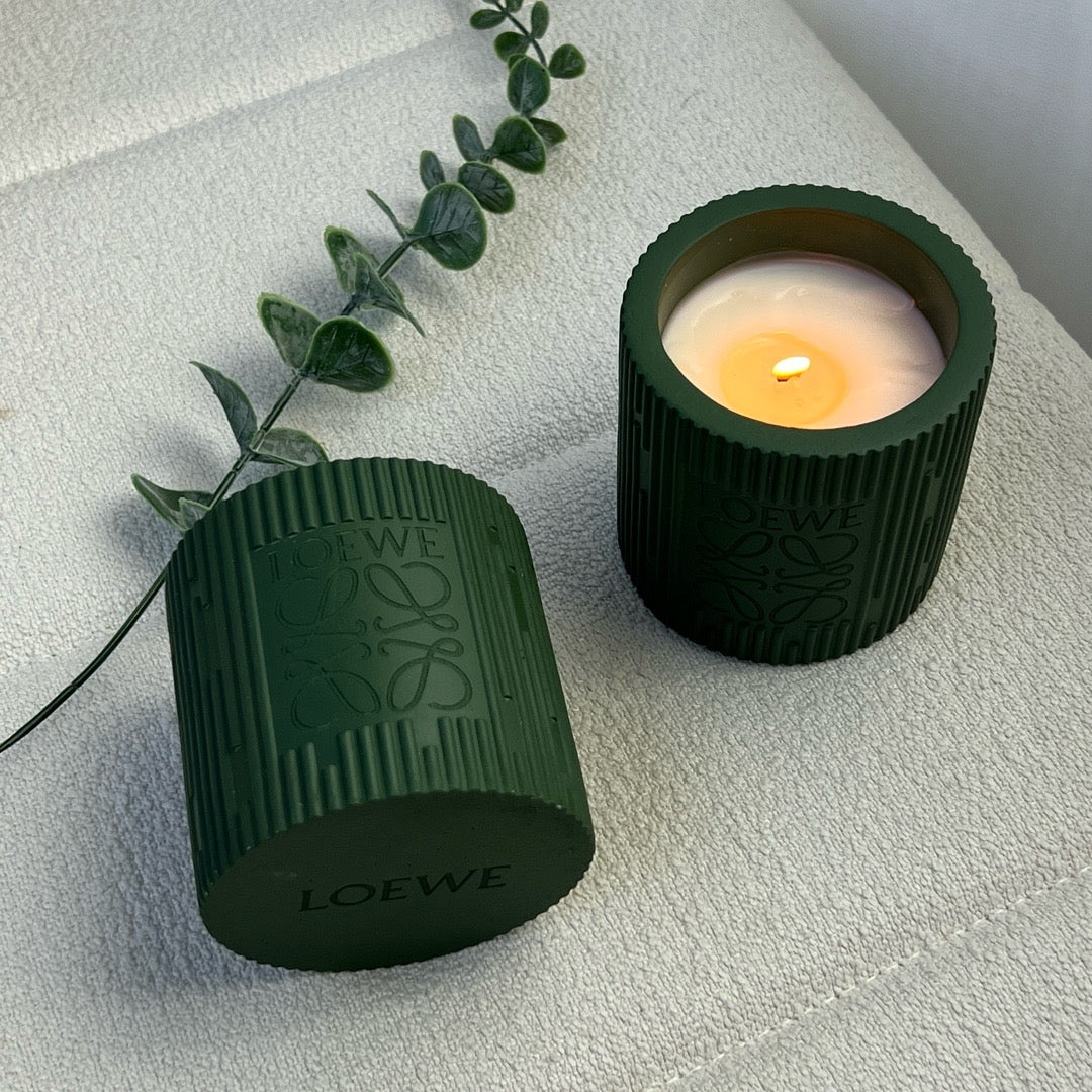 Loewe Holiday Candle Collection