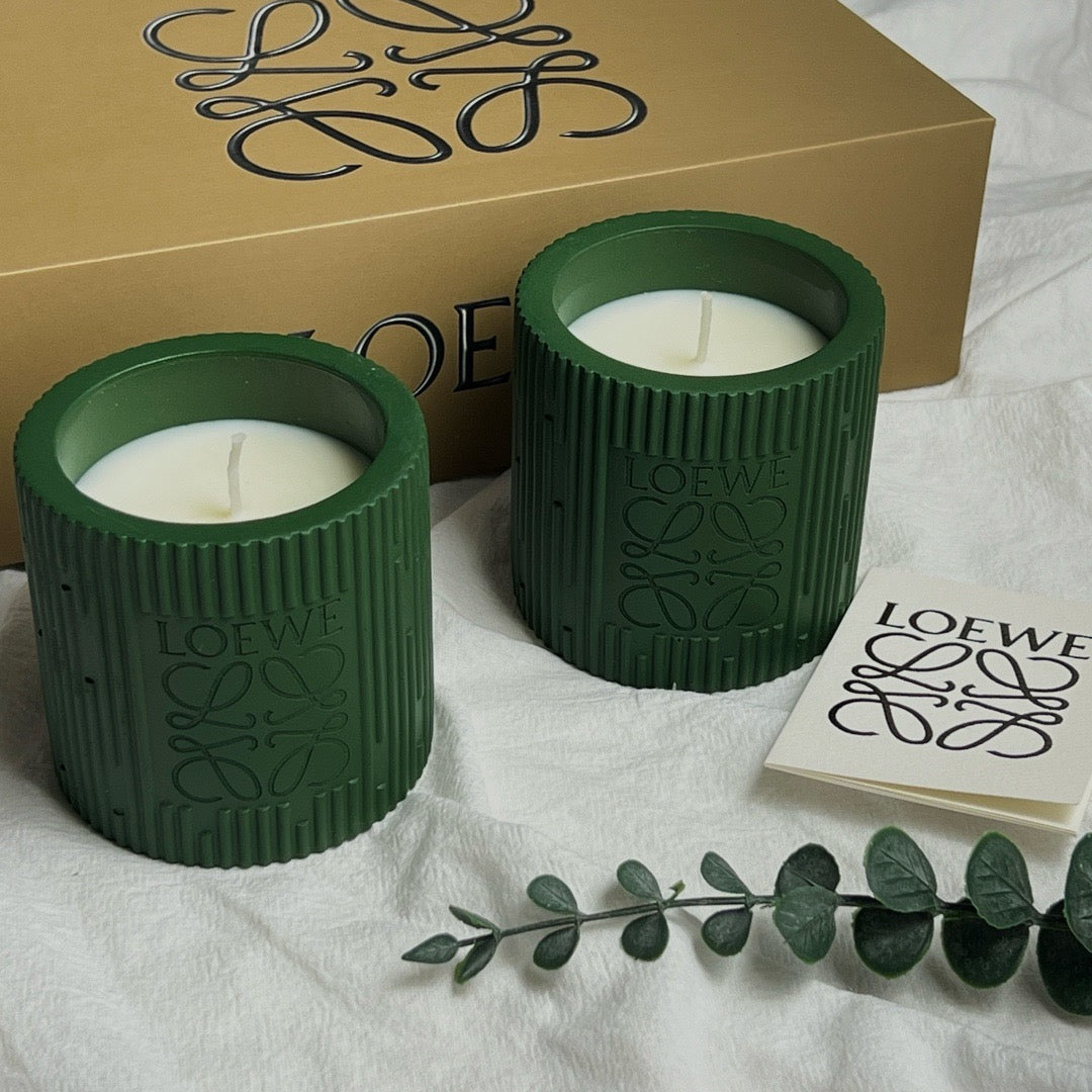 Loewe Holiday Candle Collection