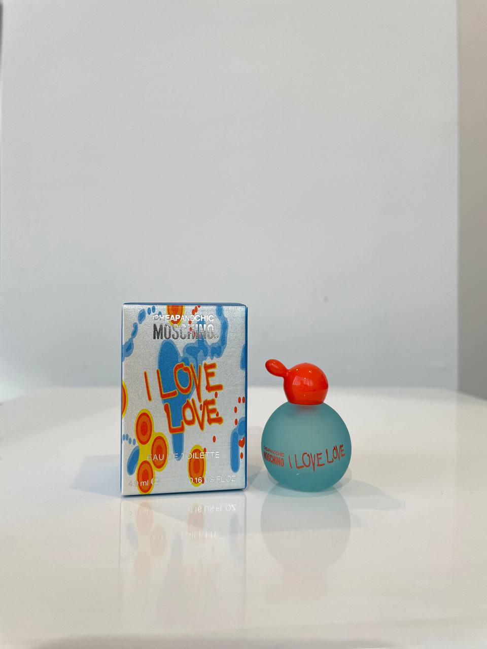 Moschino Love