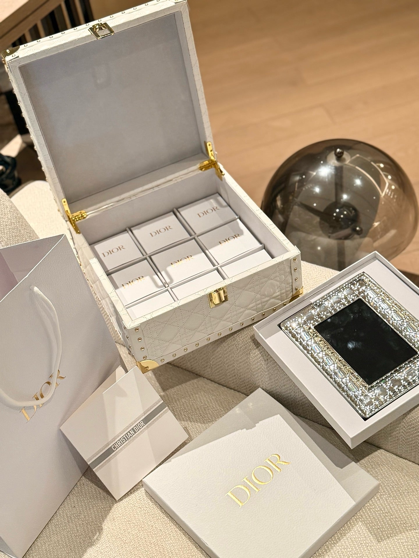 Dior Mooncake Gift Set