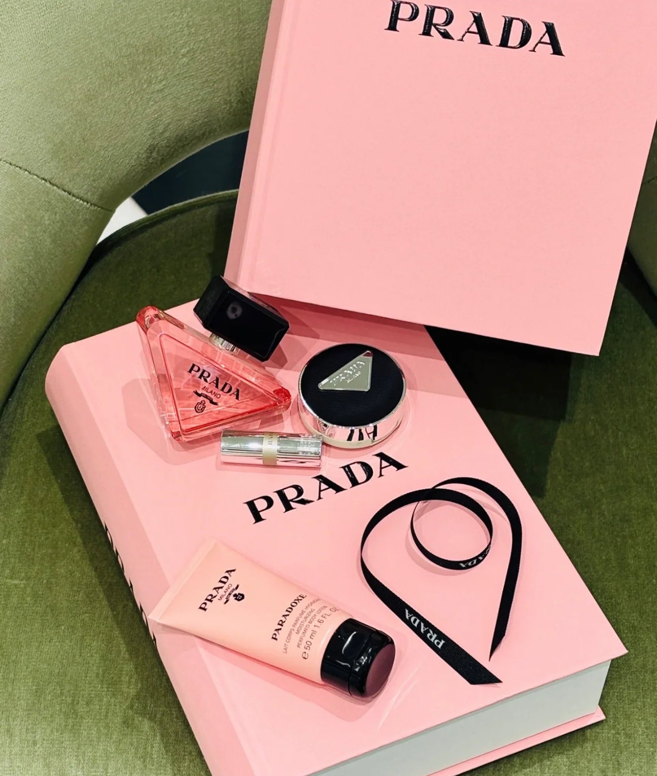 Prada Paradoxe Love NoteBook Set