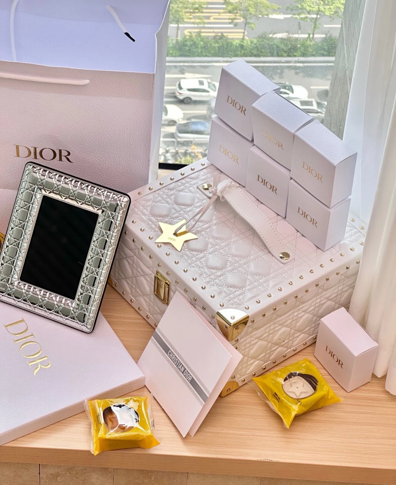 Dior Mooncake Gift Set