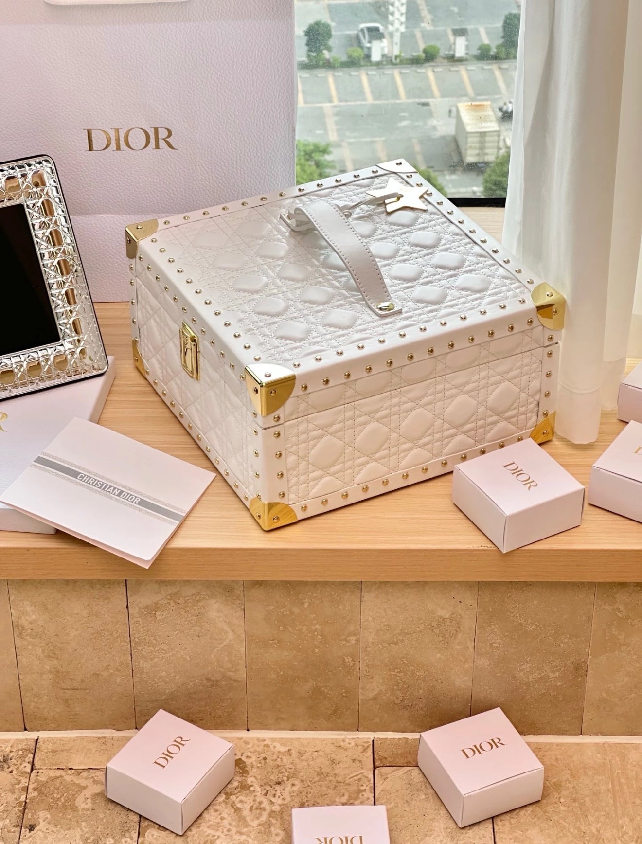 Dior Mooncake Gift Set