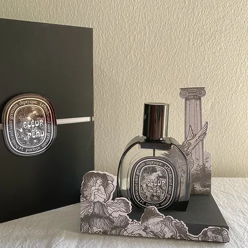 diptyque Fleur de Peau 75ml ギフトボックス付き Diptyque Fleur de Peau Eau de Parfum Limited Edition Coffret