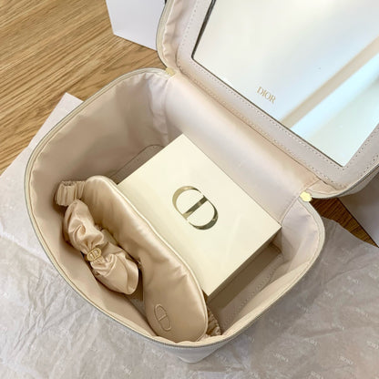 Dior Holiday Vanity Case Set