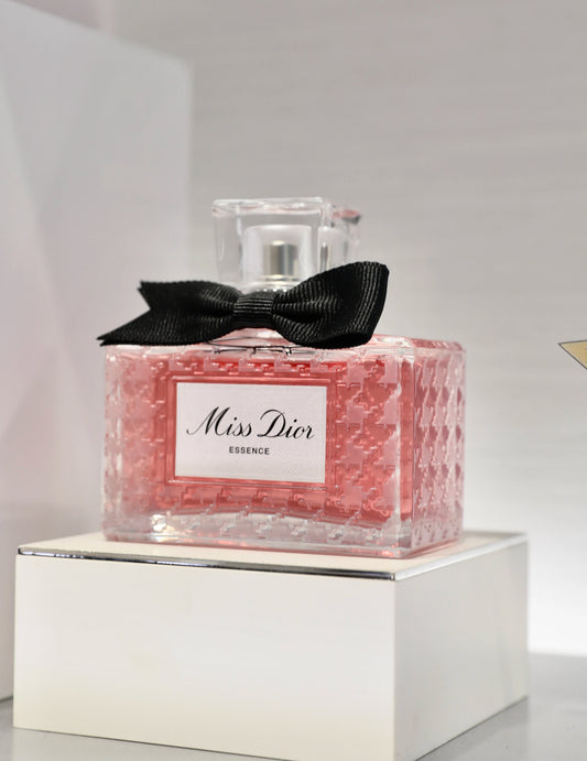 Dior New Miss Dior Essence