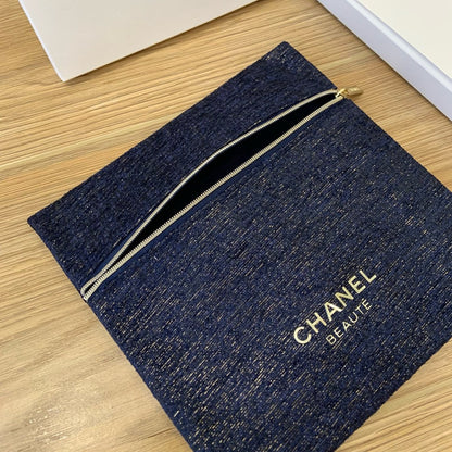 Chanel Holiday Beaute Pouch