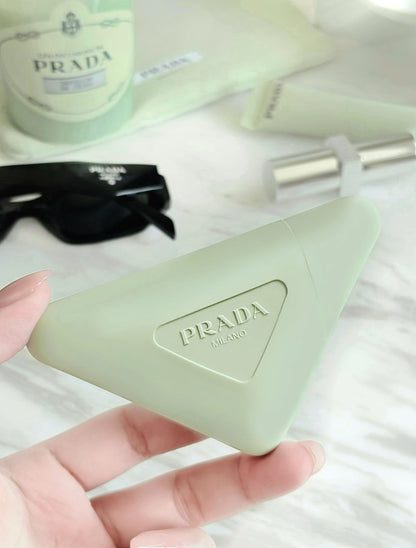 Prada Handcream