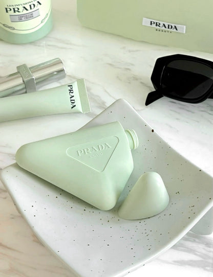 Prada Handcream