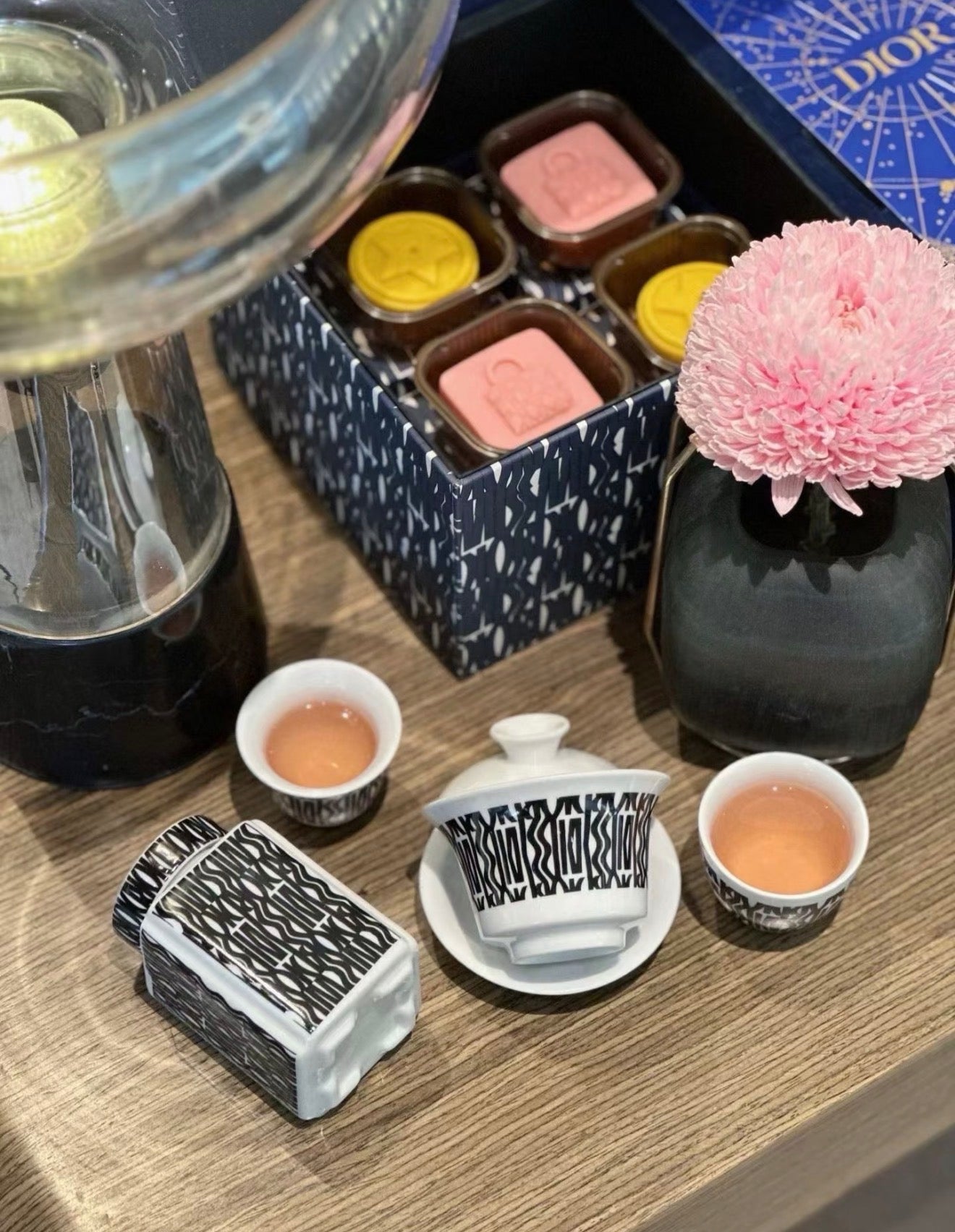 Dior Tea MoonCake Gift Set