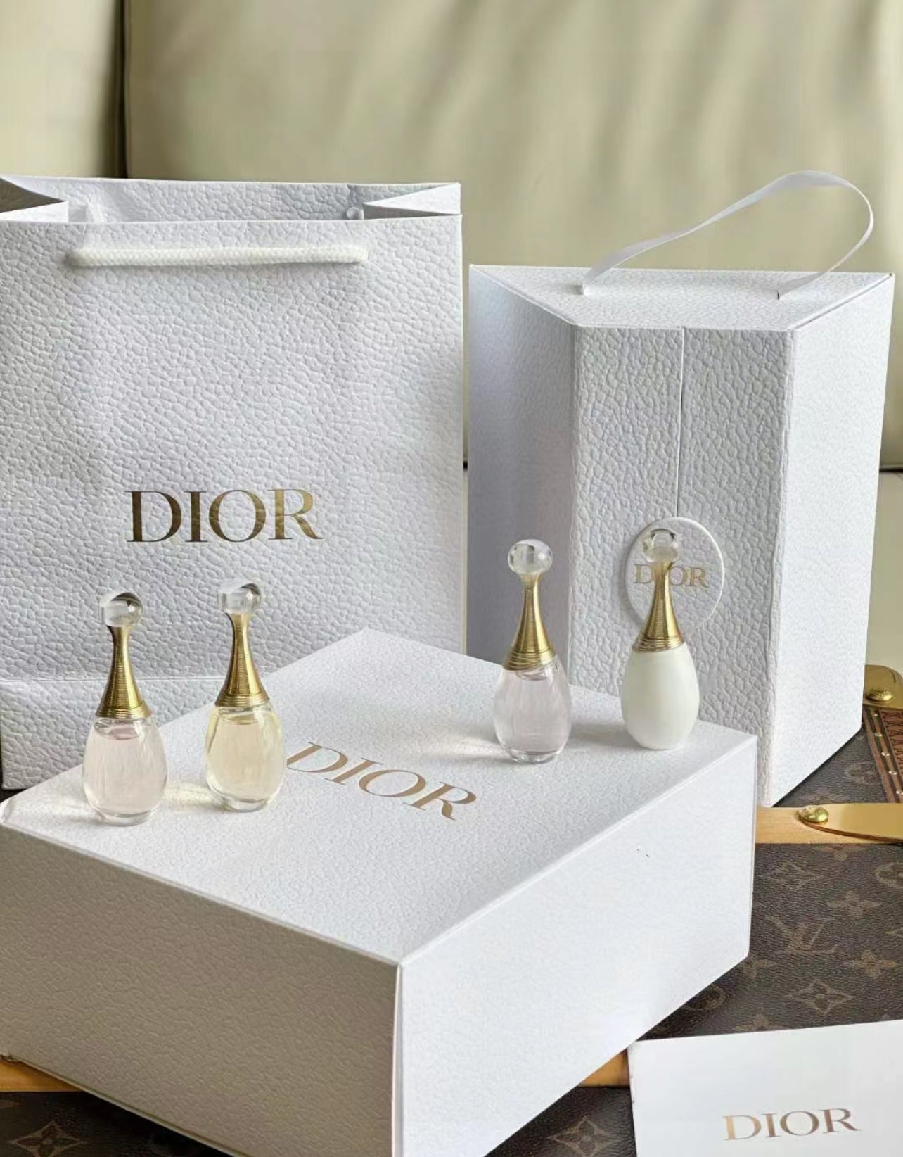 Dior j'adore Castle Set