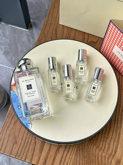 Jo Malone Paddington Perfume Set