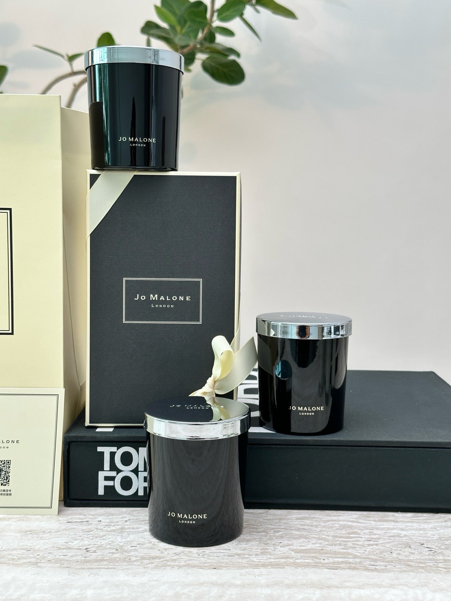 Jo Malone Intense Candle